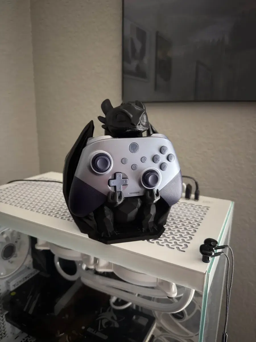 Night Fury Xbox Controller Stand