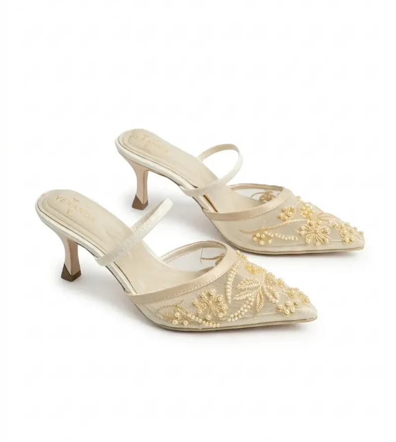 Elegant embroidery and bead details C-92