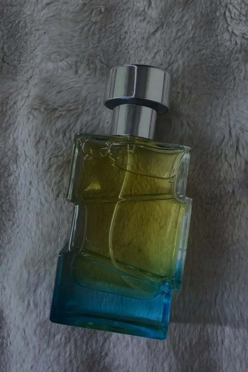 Perfume barqah Blue