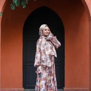 BAROQUE SUNSET PRINT DRESSY SATIN ISDAL