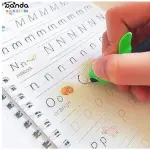 مجموعة ٤ كتب تعليمية للاطفال مع قلم و٤ تيوب حبر واستيكة