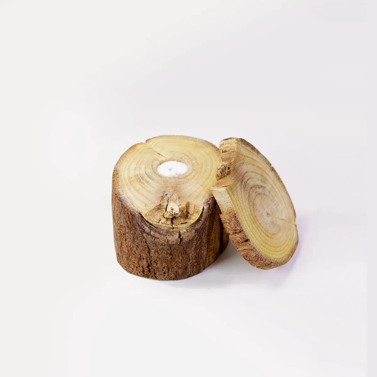 Natural Wooden Candle Holder – A Warm Touch of Nature for Elegant Spaces