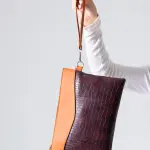 Chic Texture Clutch Bag-burgundy