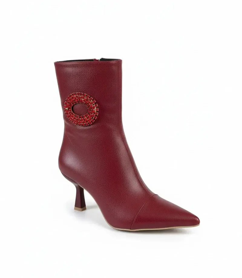 Elegance Boot with Crystal Ring R-405