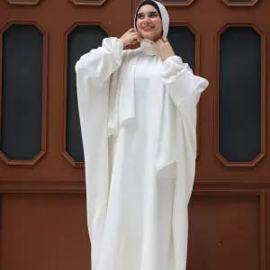 CREAMY WHITE CLASSIC UMRAH ISDAL