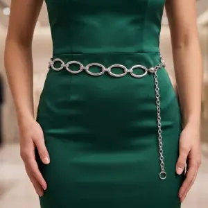 Women's Oval Link Chain Waist Belt U-31