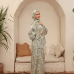 GREEN AURORA PRINT DRESSY SATIN ISDAL