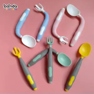 طقم معلقة وشوكة أطفال مرنة للتعلم الذاتي