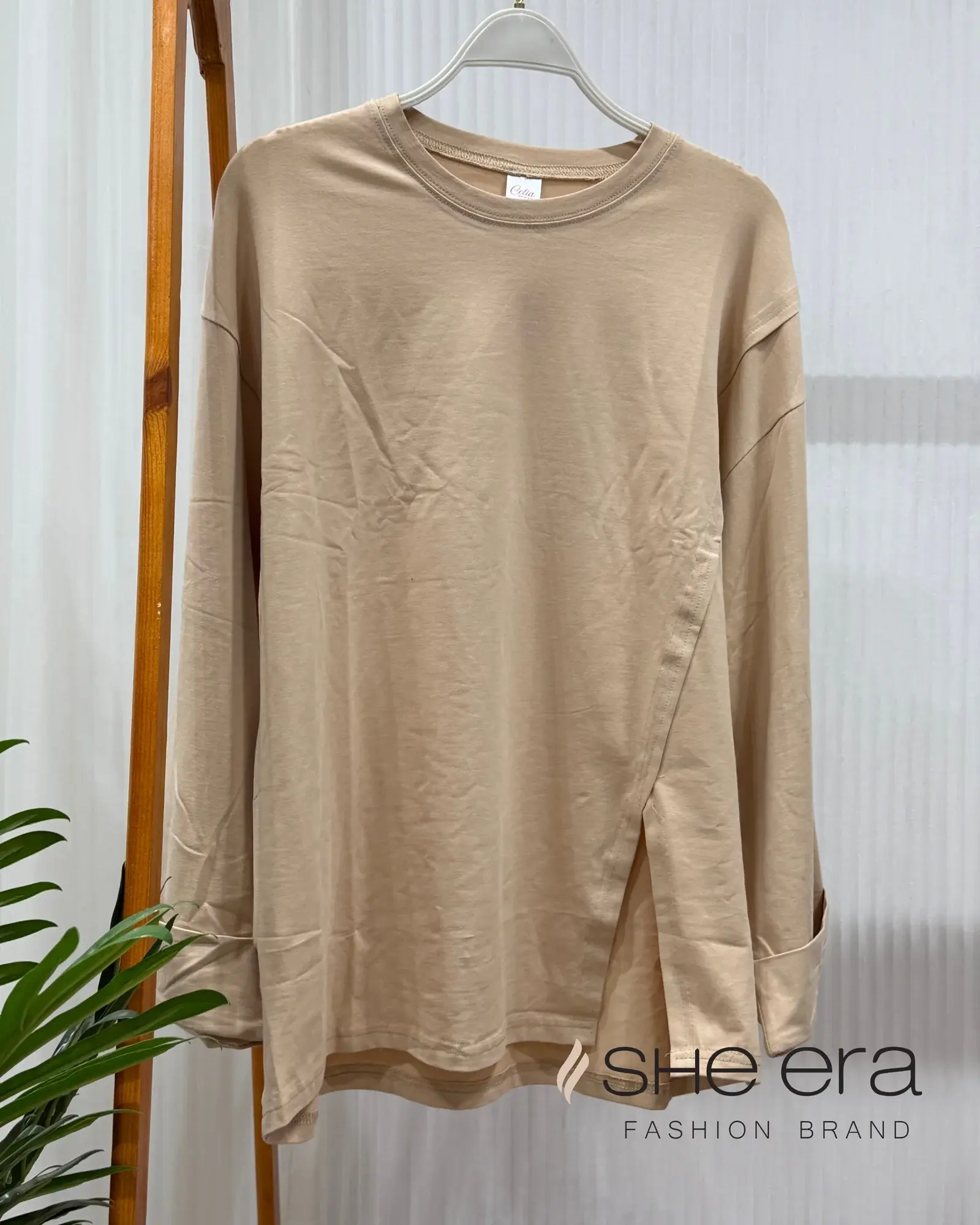 Aura T-Shirt
