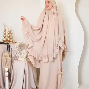 BEIGE CREPE SET ISDAL