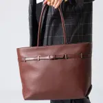 Classic Belt Detail Tote-brown