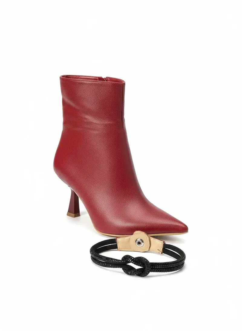 Elegant boot with removable sparkling strap R-902