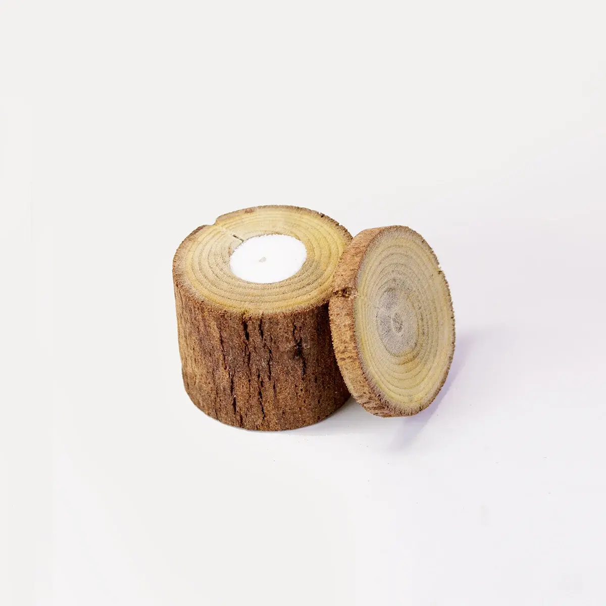 Natural Wooden Candle Holder – A Warm Touch of Nature for Elegant Spaces