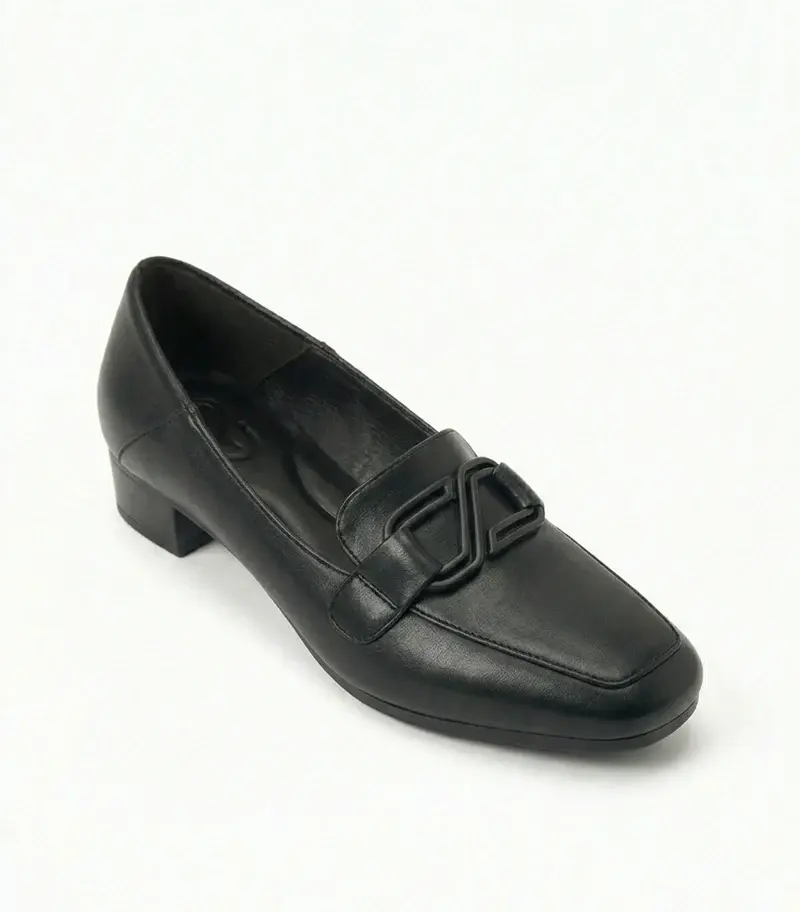 Ballerina With Classic Buckle BN-47