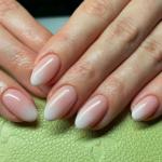 10pcs short oval white ombre nails