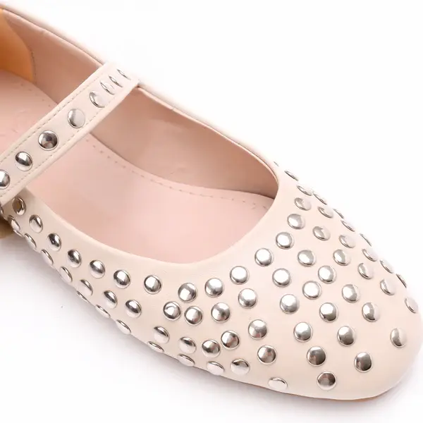 Ballerinas B-15