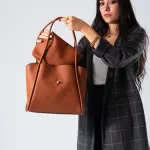 Minimalist Top-Handle Bag-havan