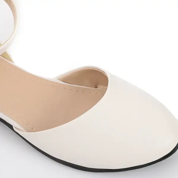 Sandals A-4