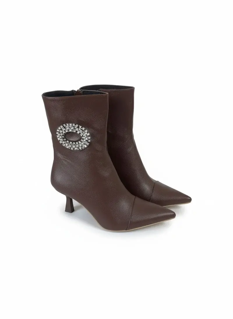 Elegance Boot with Crystal Ring R-405