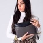 Metallic Texture Clutch-gray