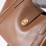 Minimal Turn Closure Bag-light brown