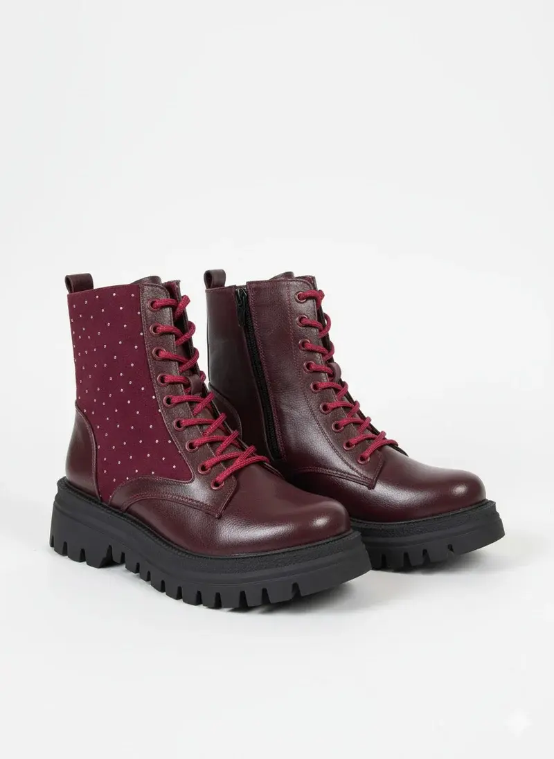 Boots leather with diamonds on the side – B-50