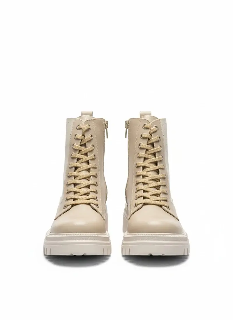 Boots leather with diamonds on the side – B-50
