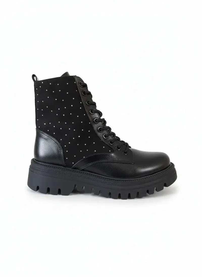 Boots leather with diamonds on the side – B-50