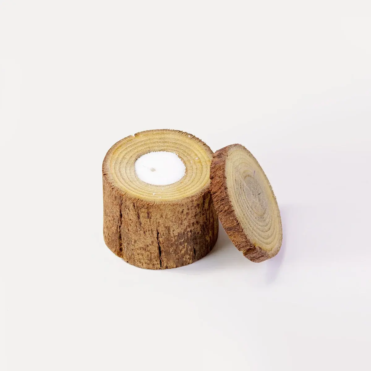 Natural Wooden Candle Holder – A Warm Touch of Nature for Elegant Spaces