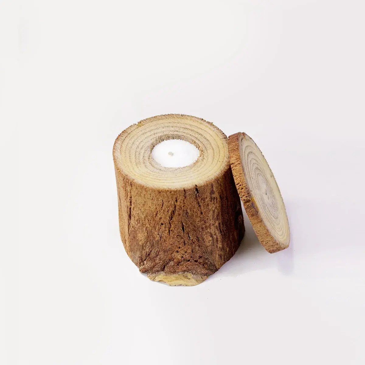 Natural Wooden Candle Holder – A Warm Touch of Nature for Elegant Spaces