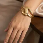 Luxury Flow Bracelet BR-121