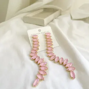 Semon Earrings