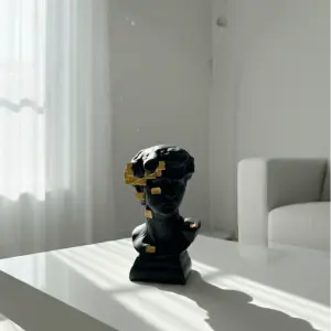 Fragmented David Sculpture