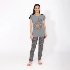Women’s Grey Pajama Set with Leopard Print – Lace Shoulder Top & Leopard Pattern Pants