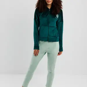 Winter Frost Cozy Set